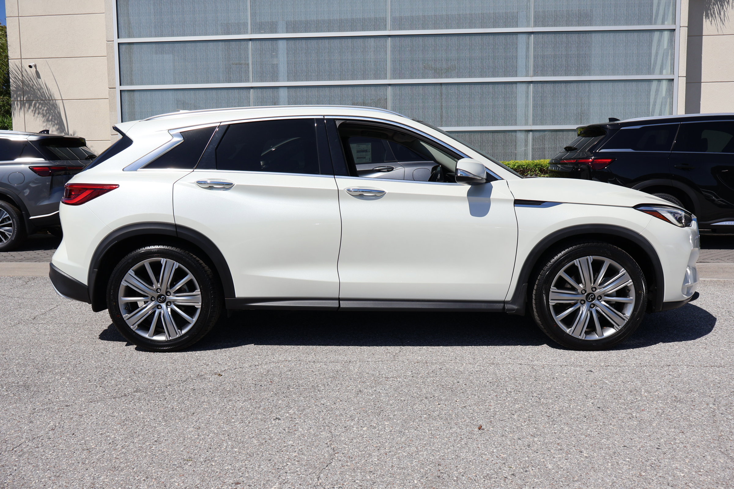 2022 Infiniti QX50 Sensory photo 10