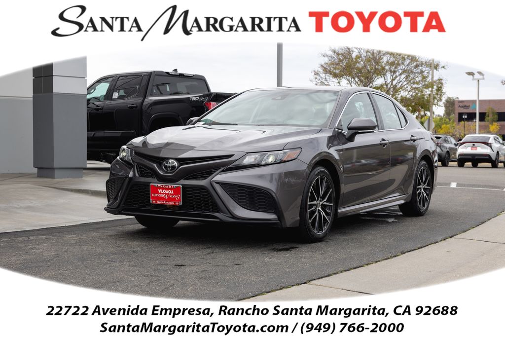 2023 Toyota Camry SE