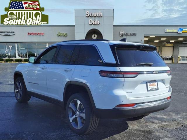 2025 Jeep Grand Cherokee Limited photo 17
