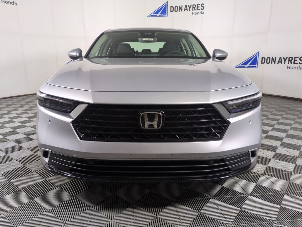 2025 Honda Accord Hybrid Touring photo 8