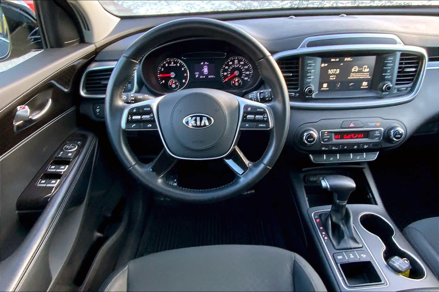 2020 Kia Sorento S V6 photo 4