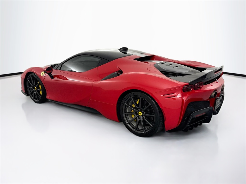 2022 Ferrari SF90 Stradale Base photo 7