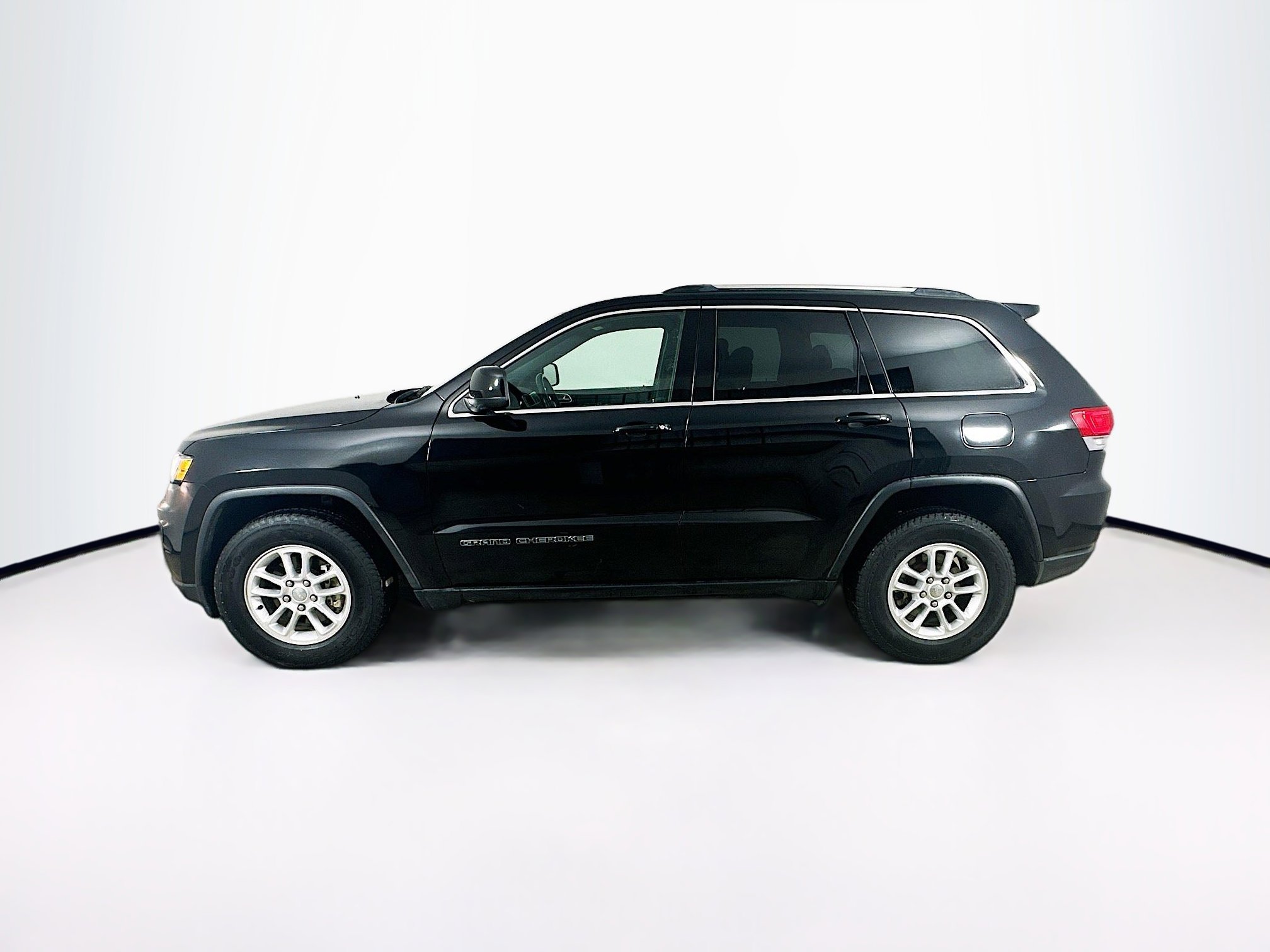 2018 Jeep Grand Cherokee Laredo E photo 4