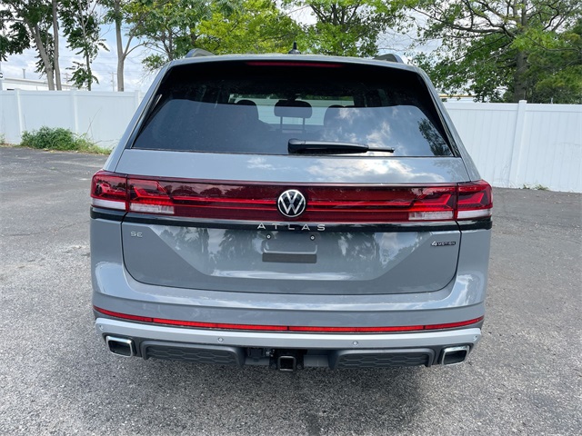 2025 Volkswagen Atlas Peak Edition SE Technology photo 22