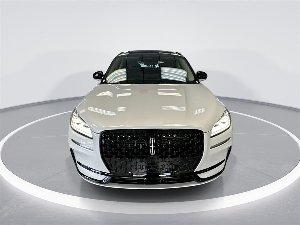 2026 Lincoln Corsair Reserve photo 3