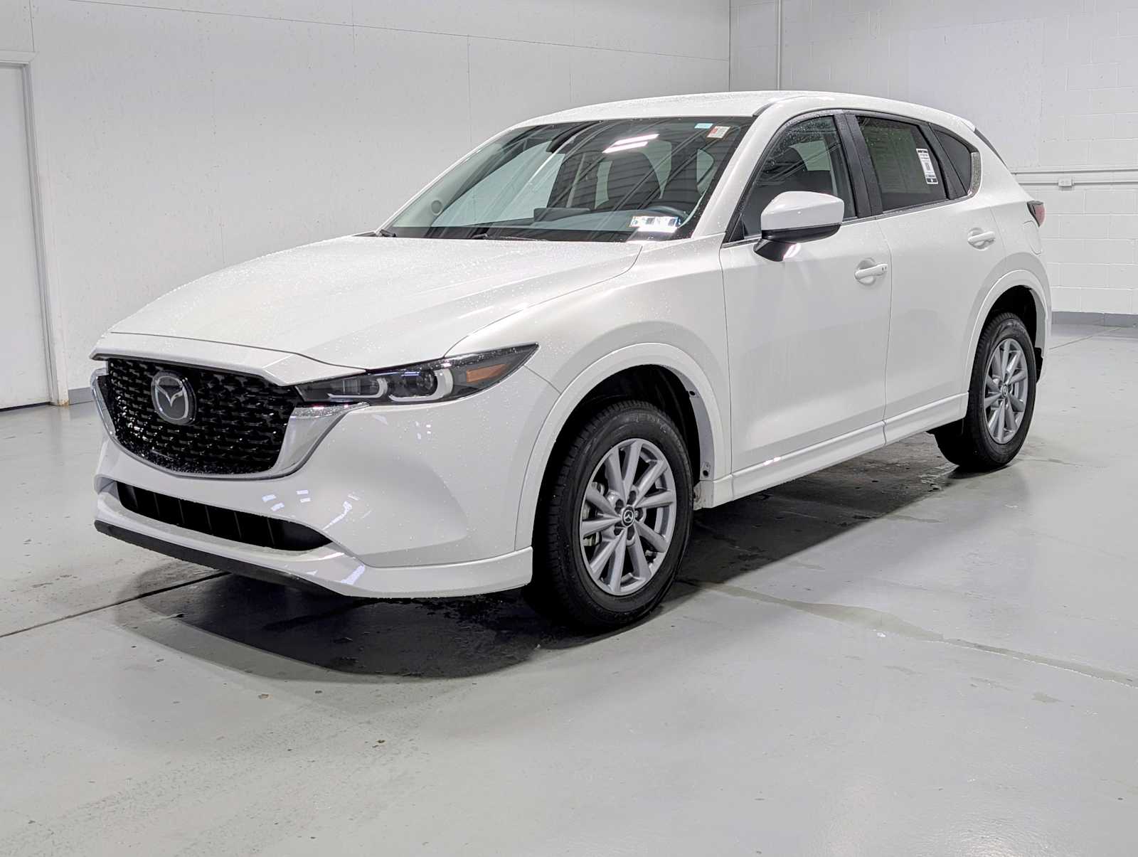 2025 Mazda CX-5 S Select Package's photo