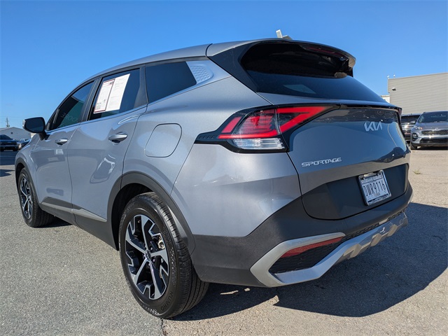 2023 Kia Sportage EX photo 4