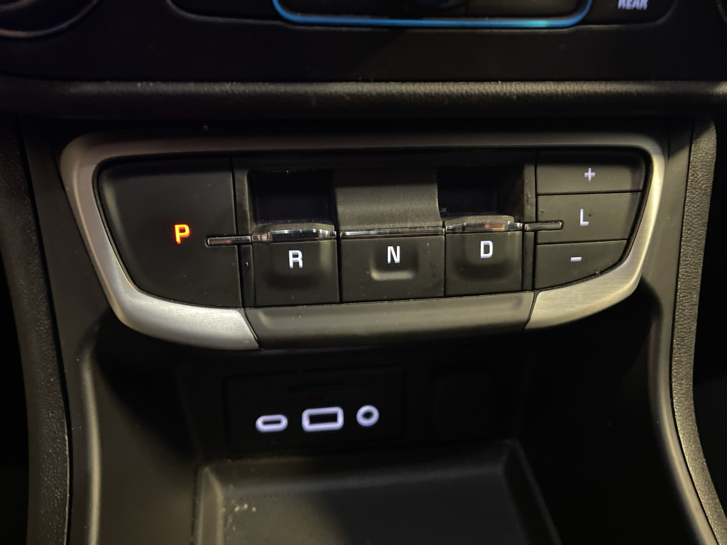 2023 Gmc Terrain SLT photo 22