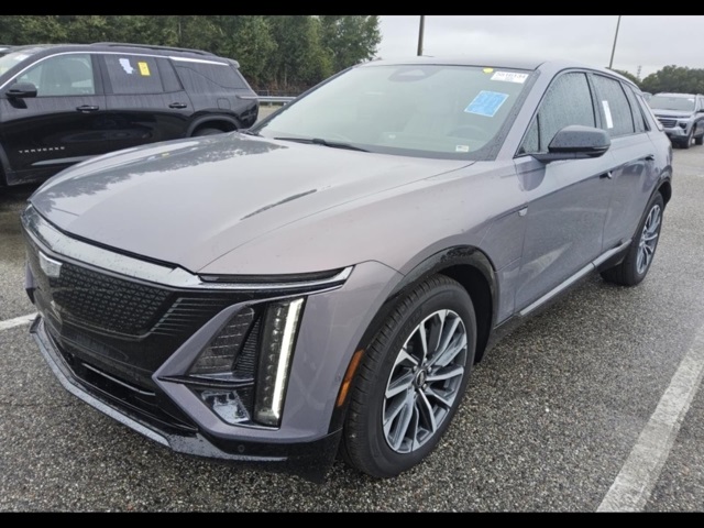 Used 2024 Cadillac LYRIQ Sport 1 with VIN 1GYKPTRK2RZ125109 for sale in Smithville, MO