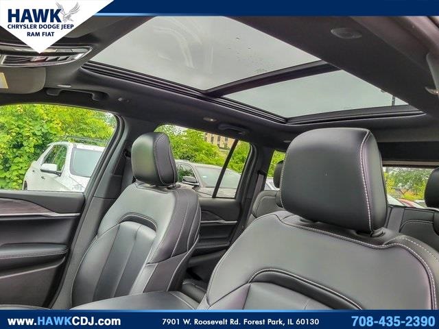 2025 JEEP GRAND CHEROKEE - Image 10