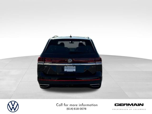2025 Volkswagen Atlas SEL photo 4