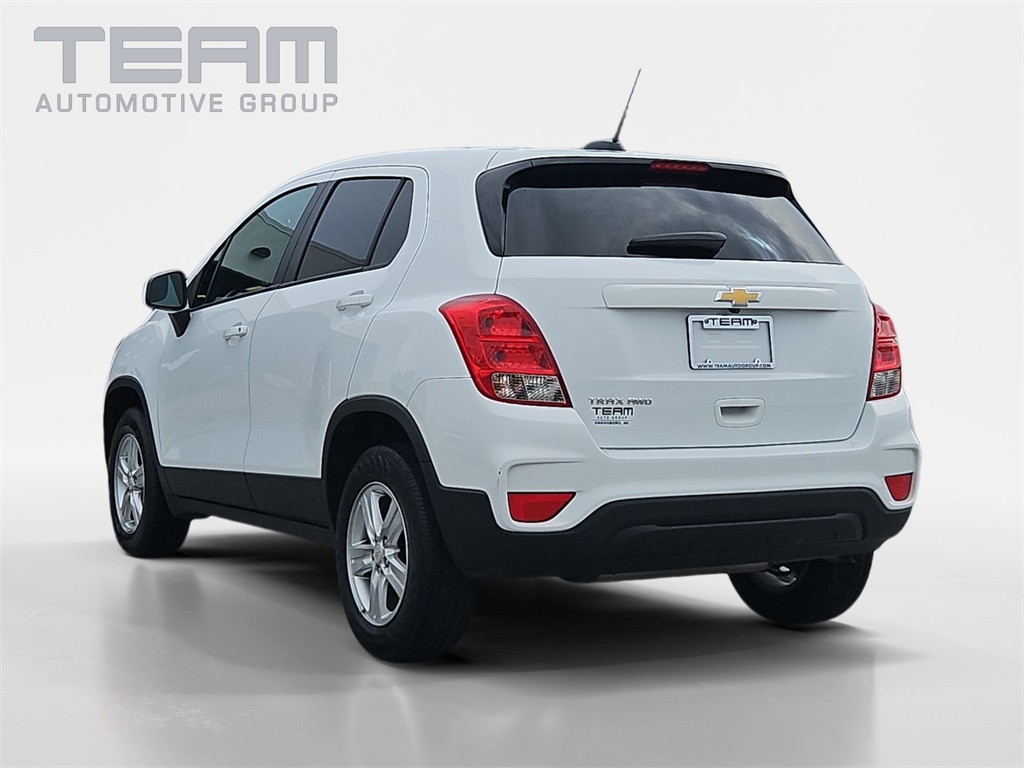 2022 Chevrolet Trax LS photo 5