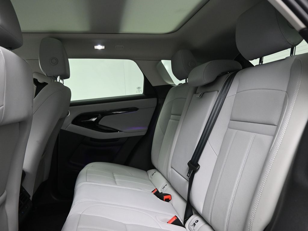 2024 Land Rover Range Rover Evoque S photo 10
