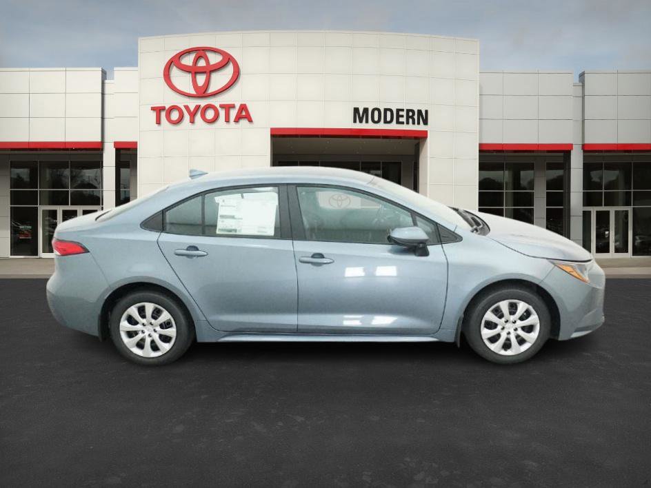 2026 Toyota Corolla LE photo 25