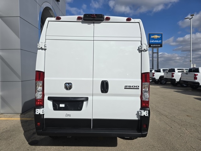 2025 Ram ProMaster 2500 photo 5