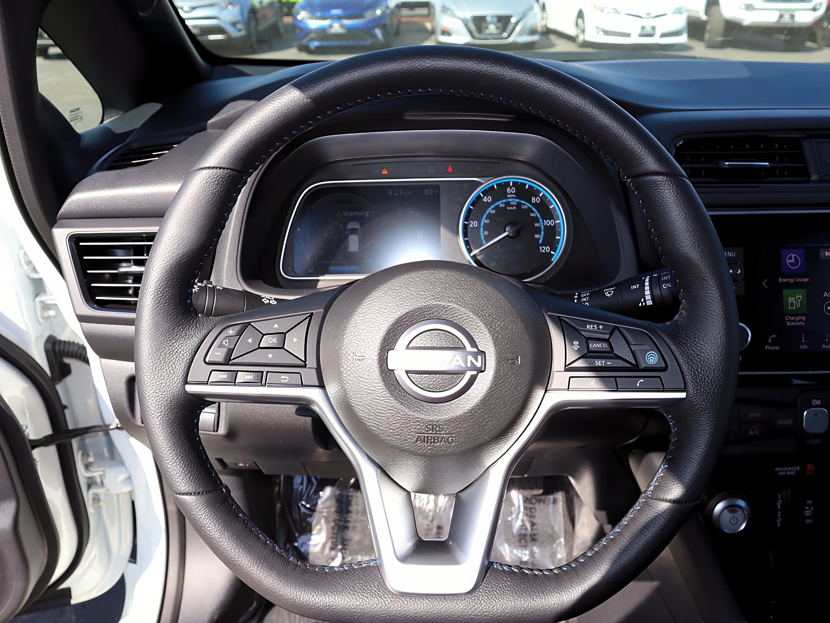 2025 Nissan Leaf SV Plus photo 15