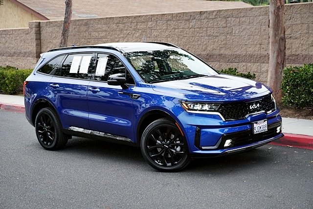 2023 Kia Sorento SX photo 2