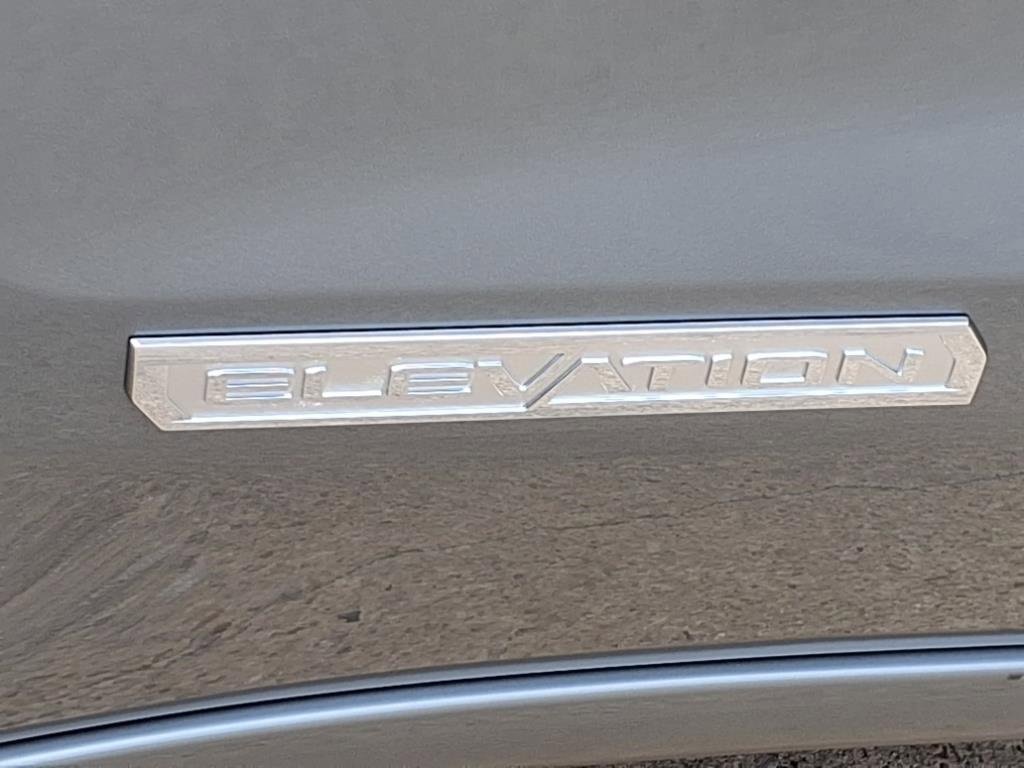 New 2025 Sterling Metallic GMC Elevation image 11