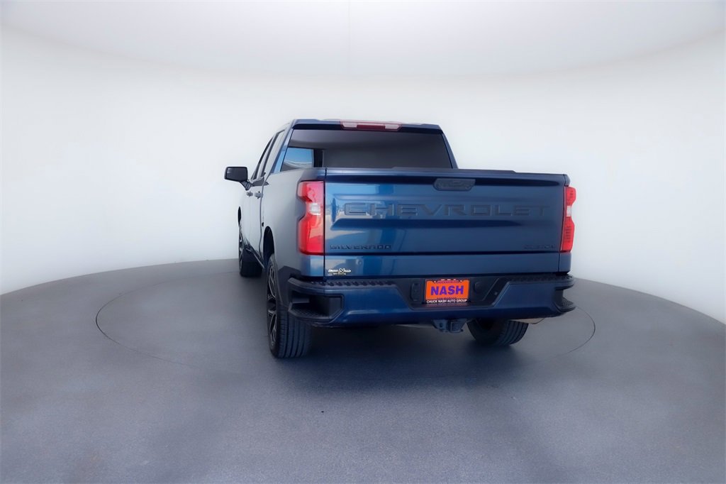 2022 Chevrolet Silverado 1500 Custom photo 5