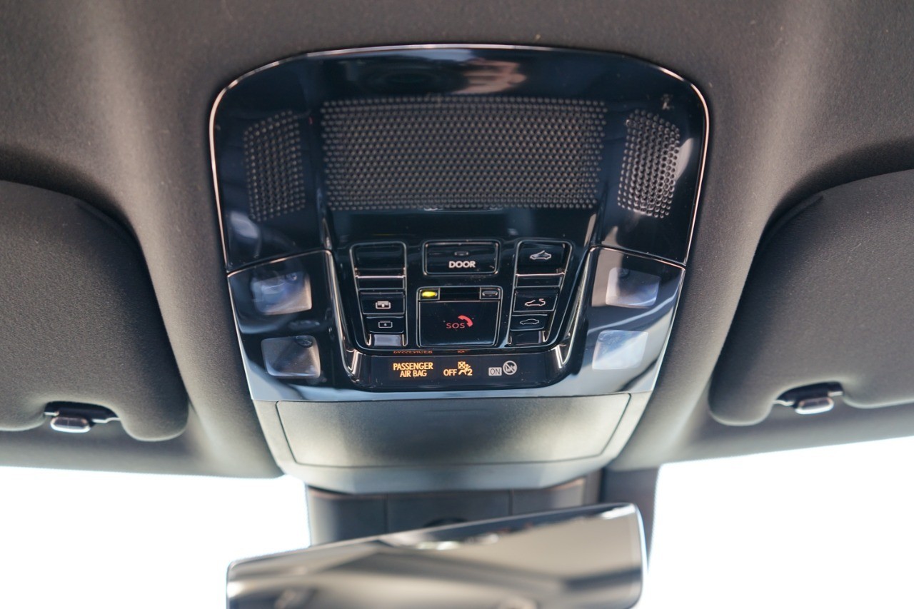 2023 Lexus RX 350h Luxury photo 24