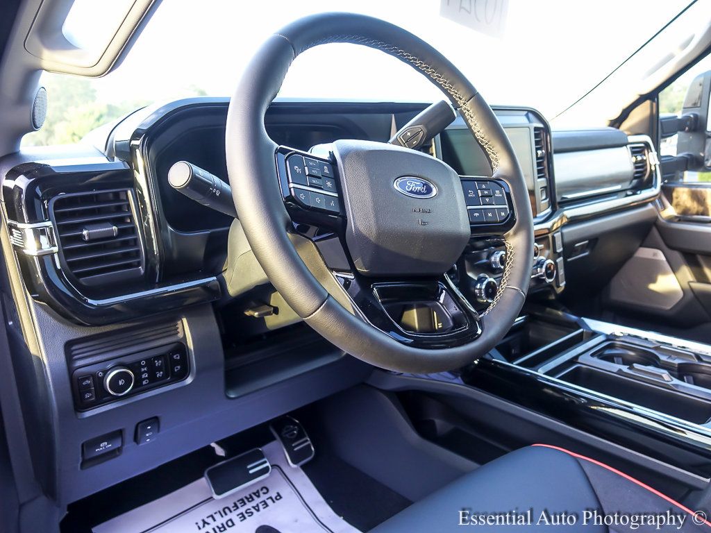 2025 Ford F-250 photo 7