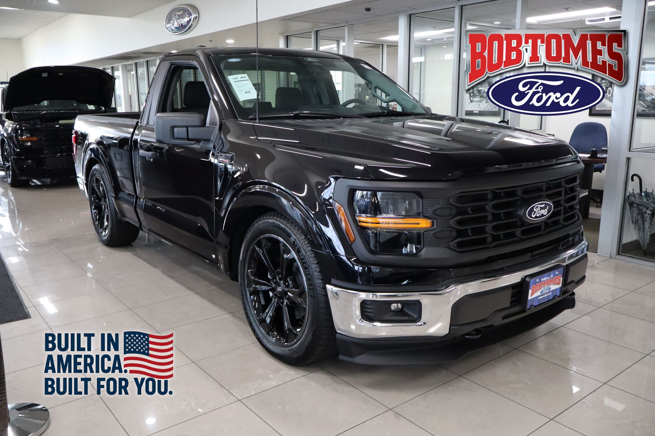 2025 Ford F-150 XL's photo