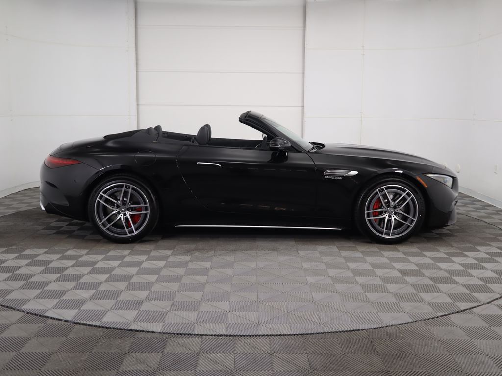 2025 Mercedes Benz SL 55 AMG photo 4