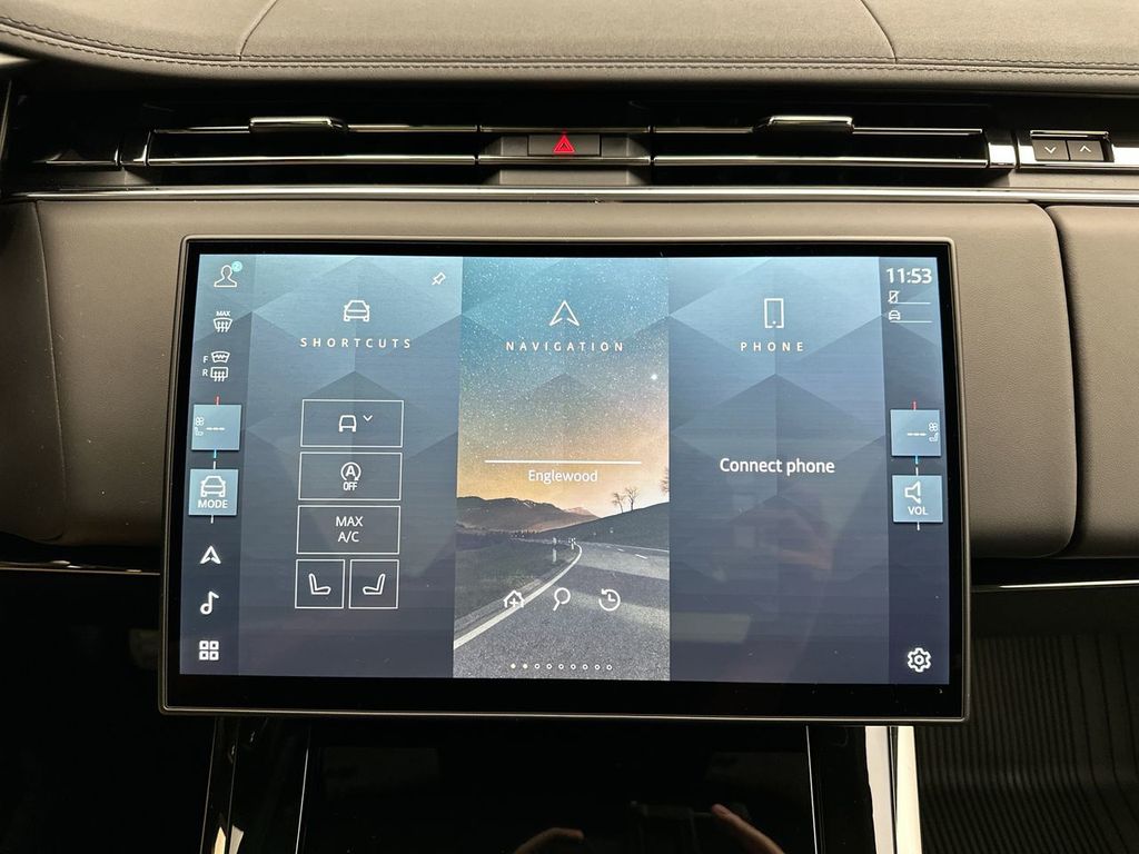 2025 Land Rover Range Rover Sport SE photo 10