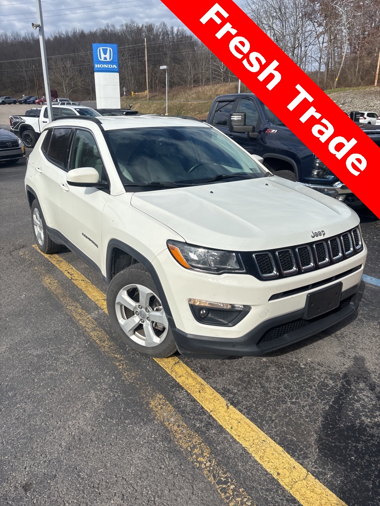 2017 Jeep Compass Latitude photo 4