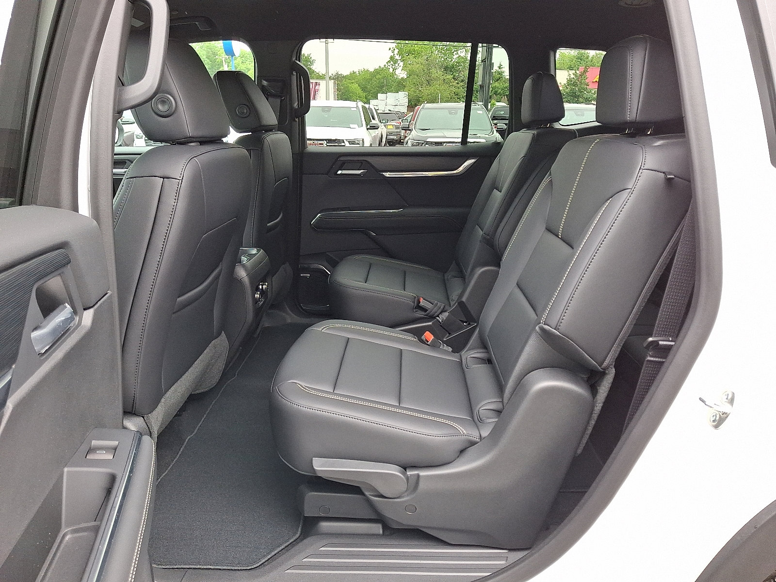 2025 Gmc Acadia Elevation photo 5