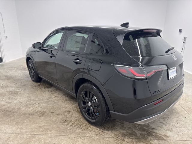 2026 Honda HR-V Sport photo 2