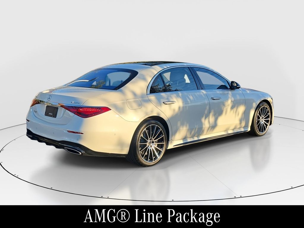 2022 Mercedes Benz S 580 4MATIC photo 3