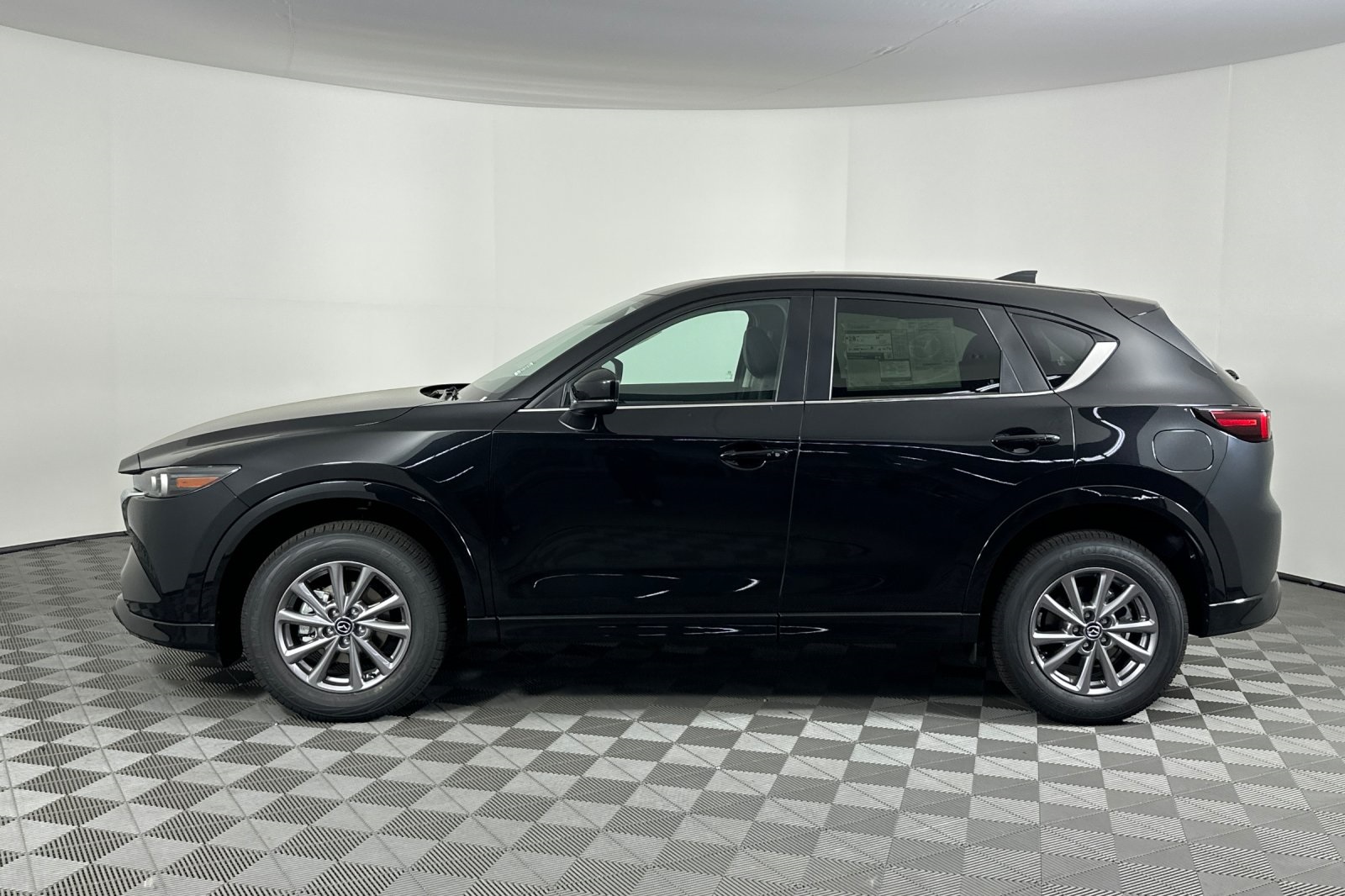 2025 Mazda CX-5 2.5 S Preferred photo 7
