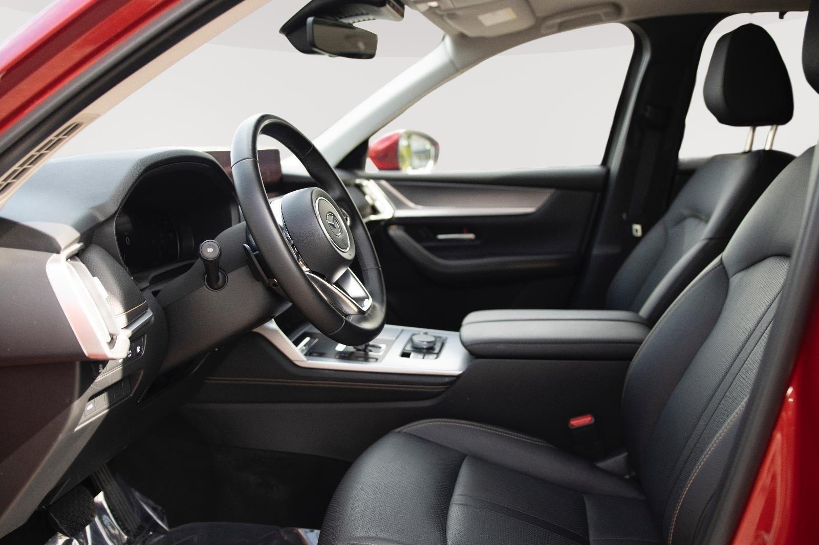 2025 Mazda CX-90 Preferred photo 2