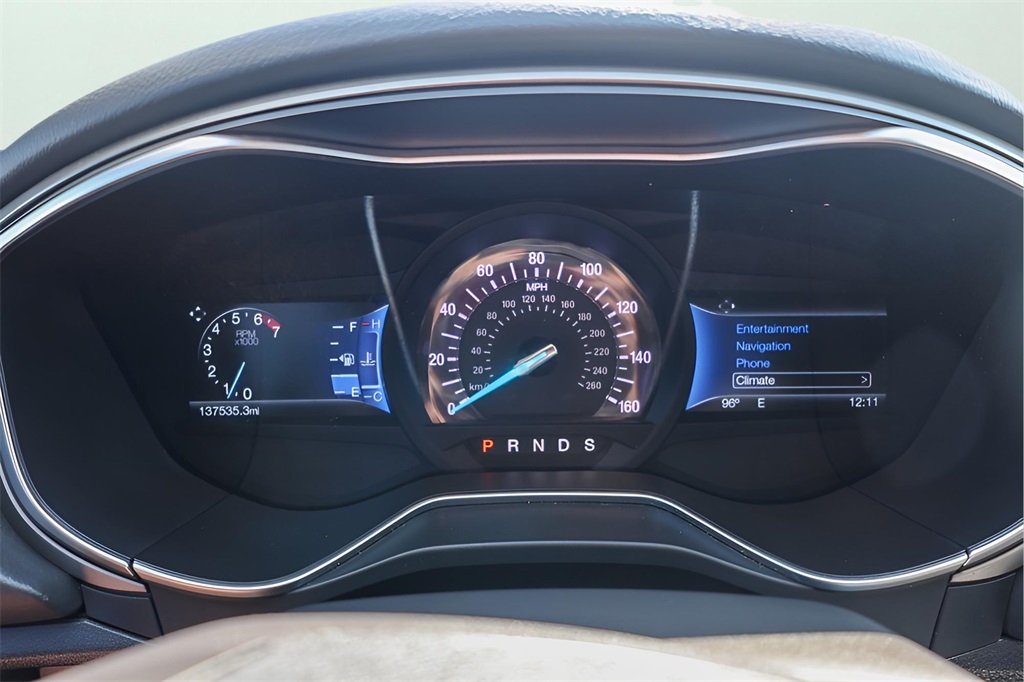 2015 Ford Fusion SE photo 10