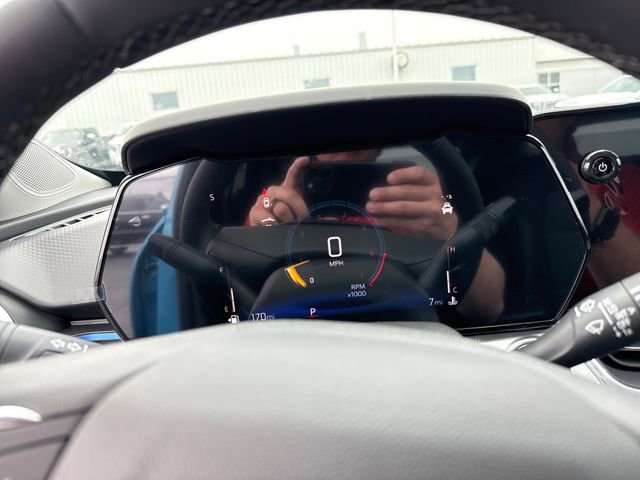 2025 Chevrolet Trax LT photo 14