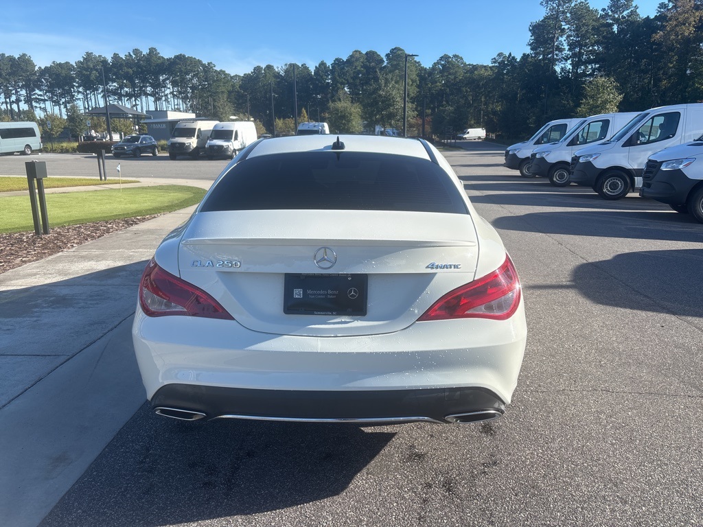 2018 Mercedes Benz CLA 250 4MATIC photo 2