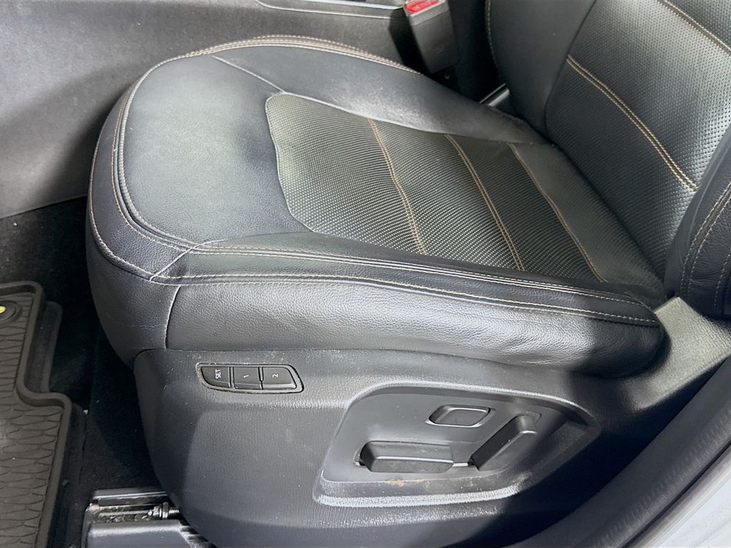 2022 Mazda CX-5 2.5 S Preferred photo 15