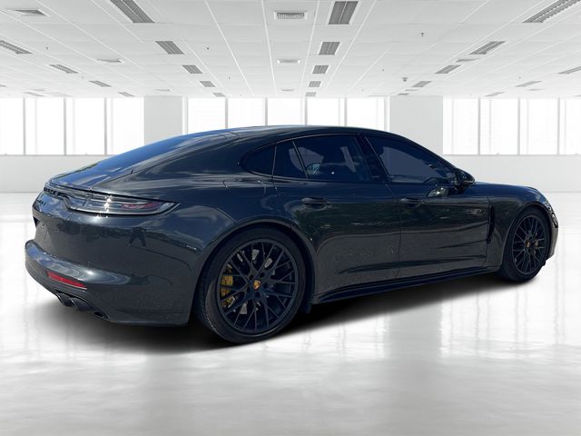 2023 Porsche Panamera Turbo S photo 4