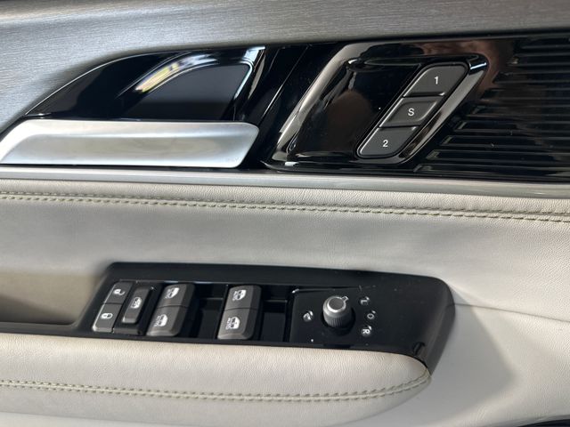 2025 Jeep Wagoneer Series II photo 20
