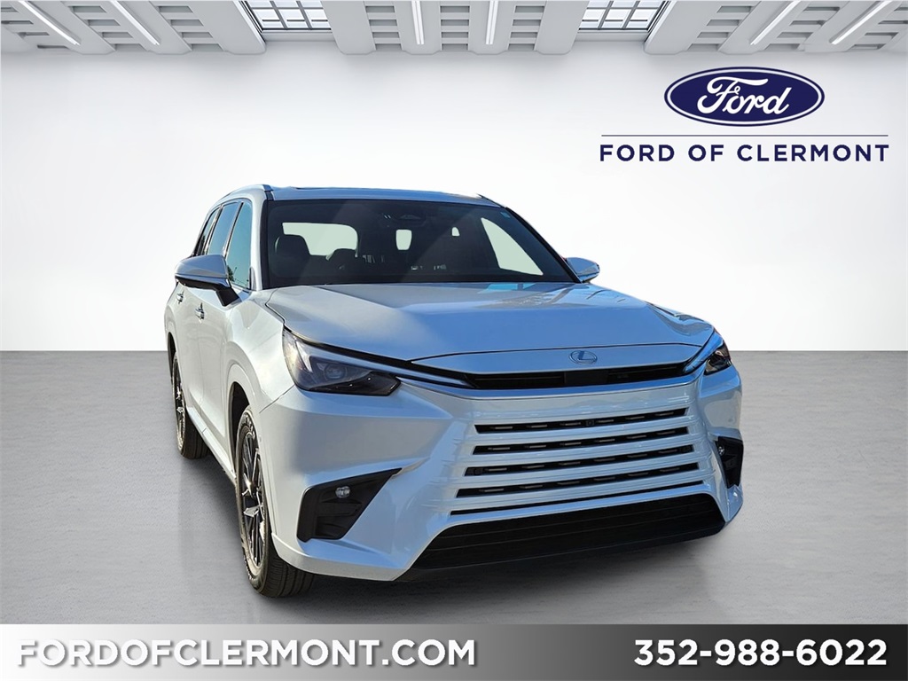 2025 Lexus TX Premium's photo