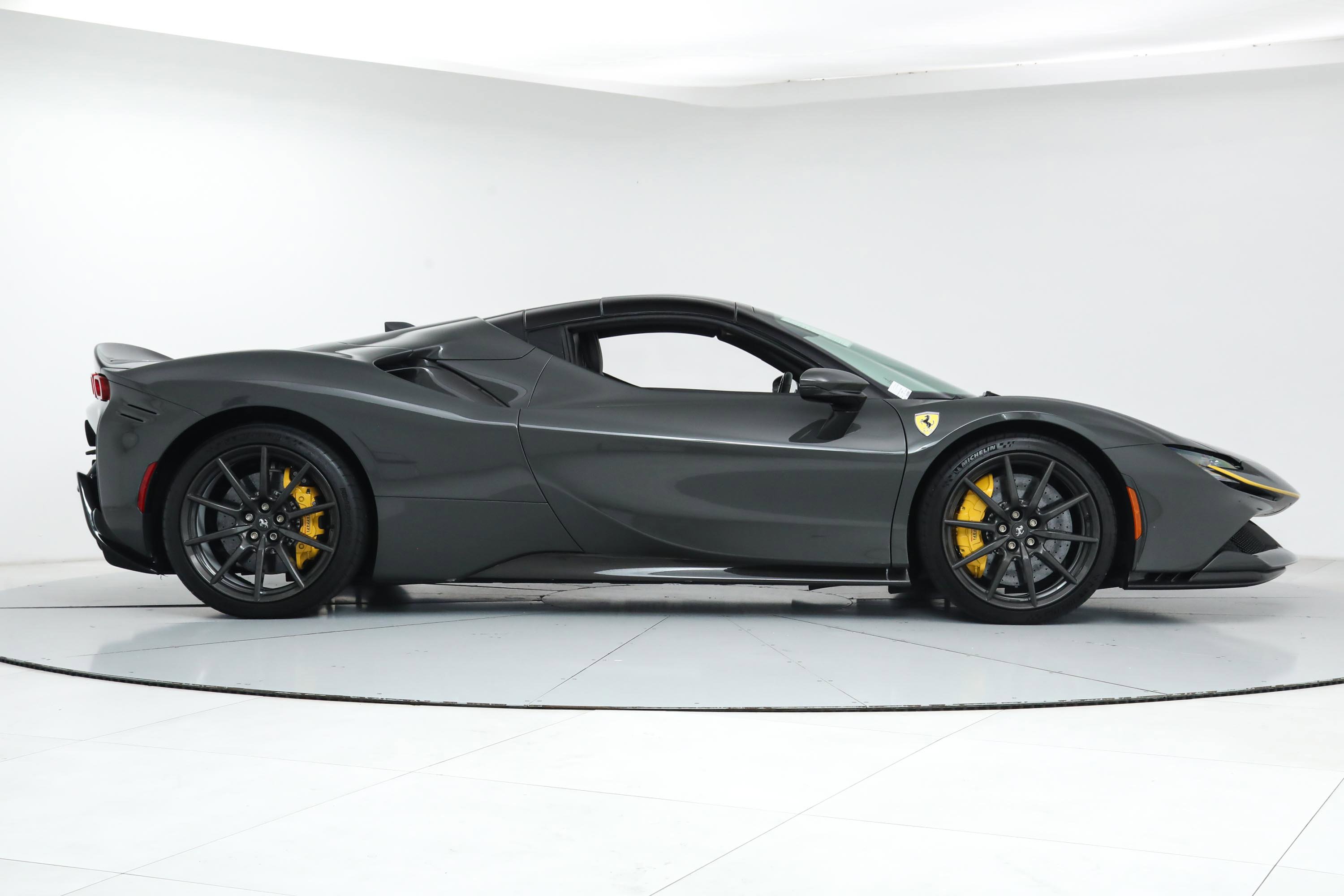 2022 Ferrari SF90 Spider Assetto Fiorano photo 11