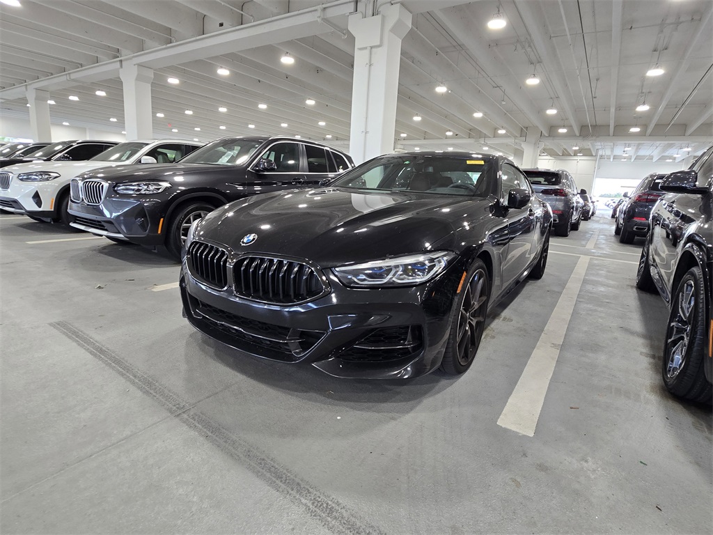 2022 BMW 8 Series M850i's photo