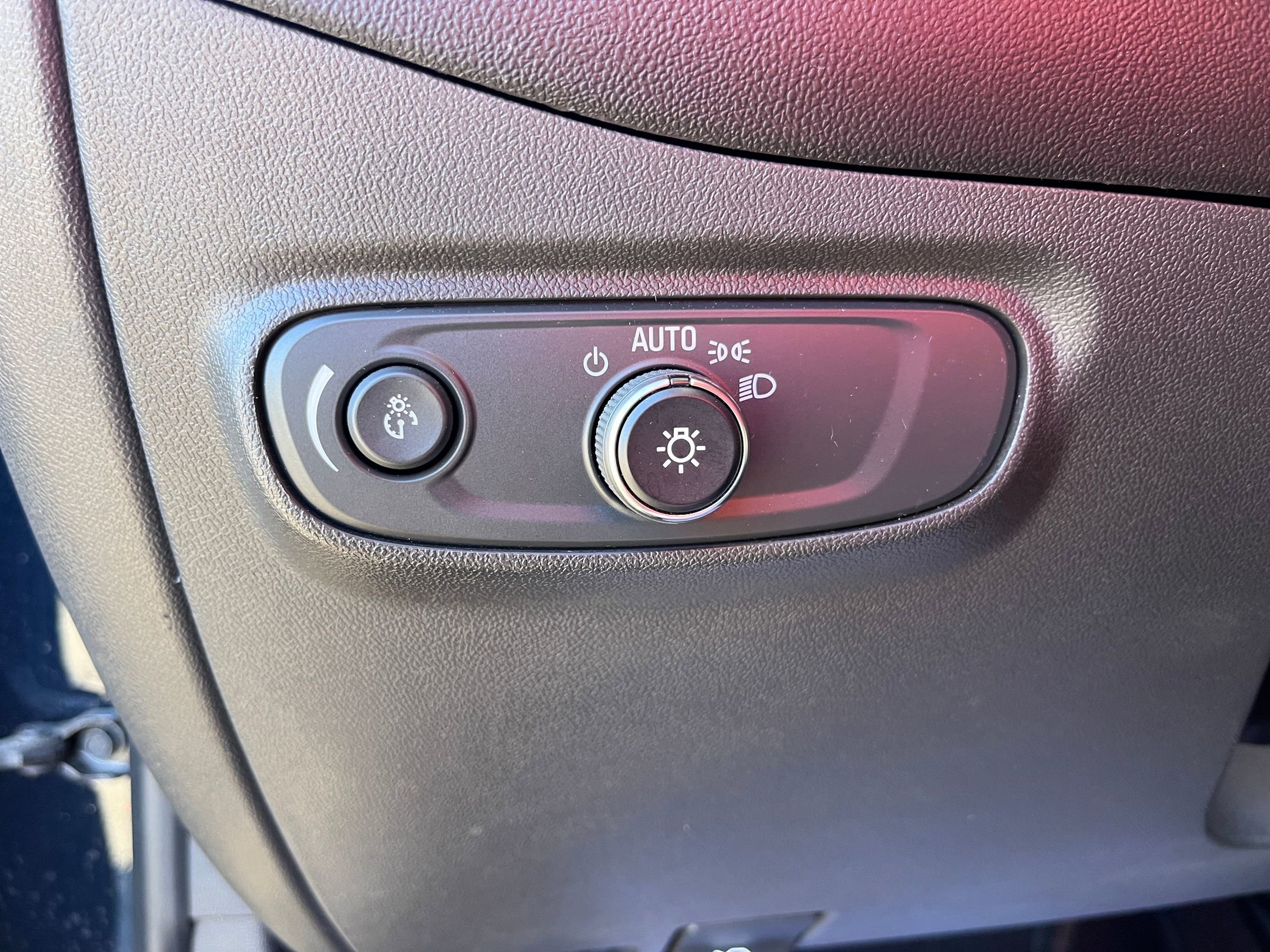 2021 Chevrolet Equinox LT photo 14