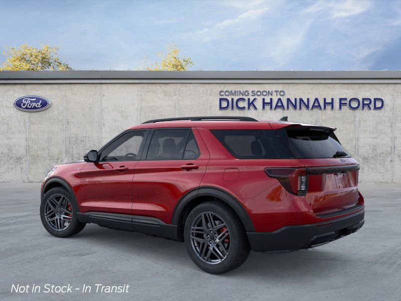 2025 Ford Explorer ST-Line photo 4