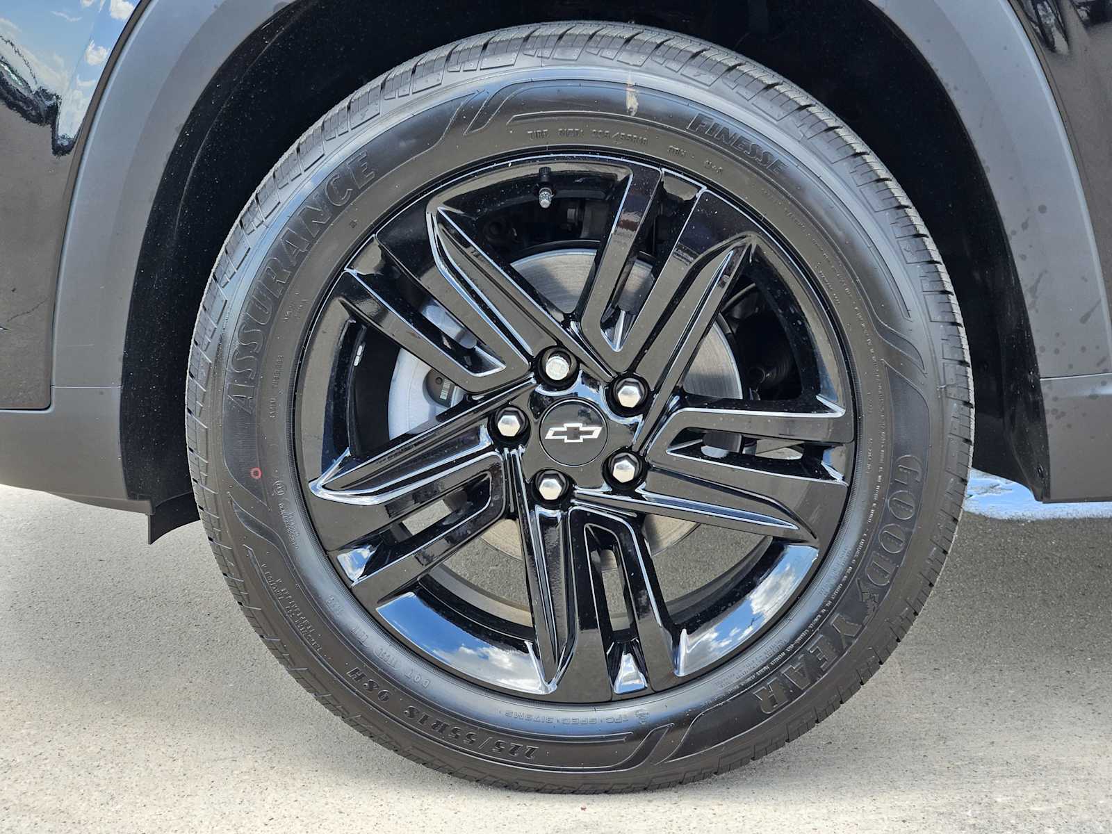 2025 Chevrolet Trax ACTIV photo 10