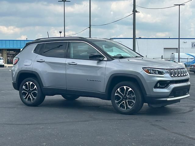 2022 Jeep Compass Limited photo 17