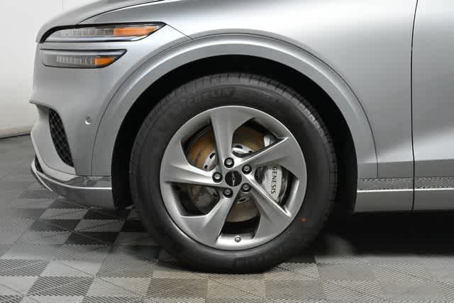 2026 Genesis GV70 2.5T Advanced photo 12