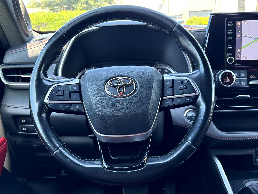 2022 Toyota Highlander XSE photo 3