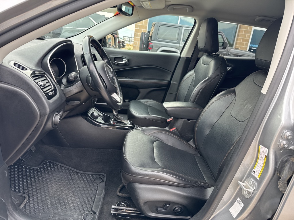 2020 Jeep Compass Limited photo 13